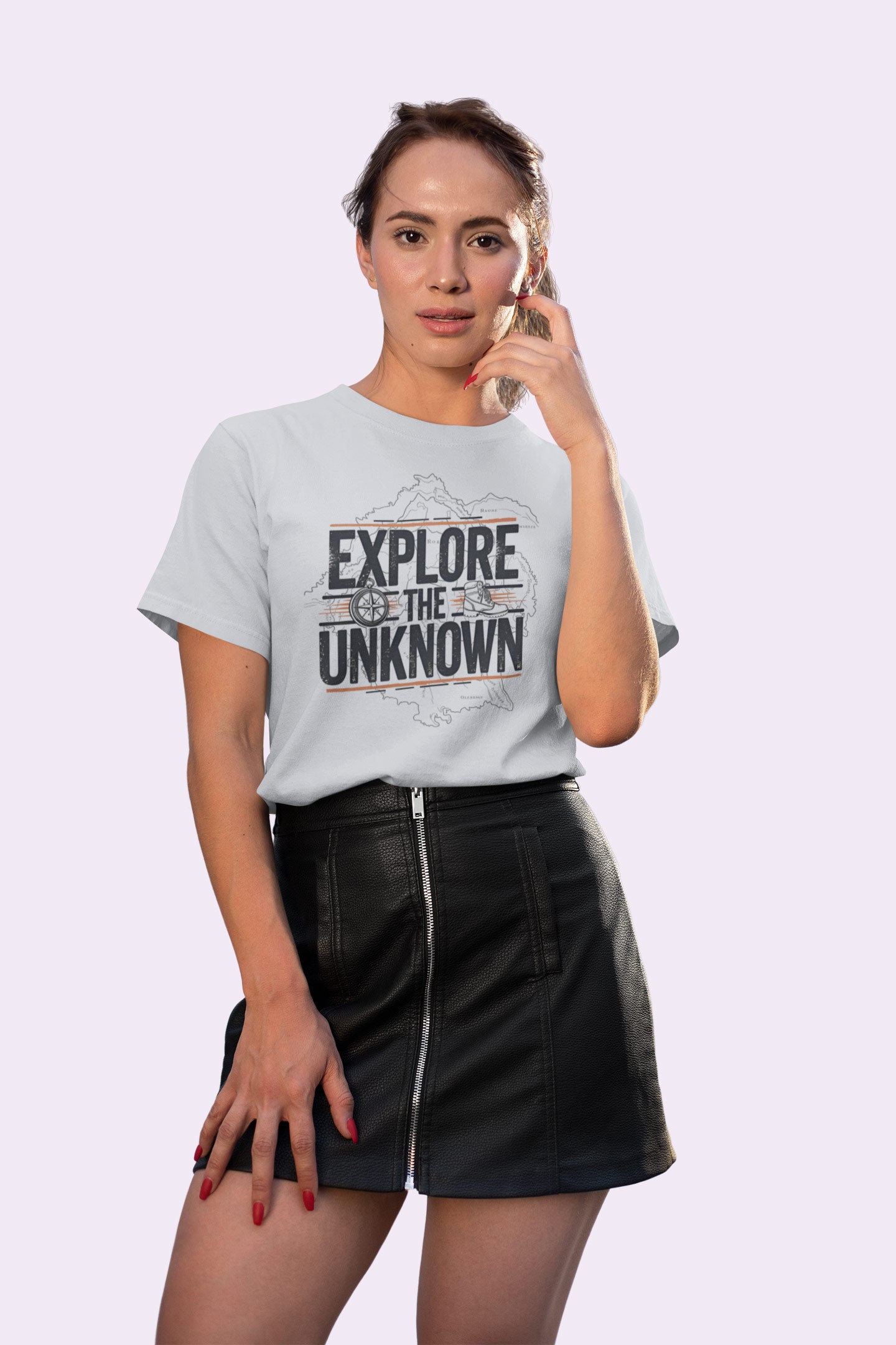 Explore the Unknown Women’s Graphic Tee – Adventure Light Gray Coloured T-Shirt for Hiking & Travel